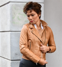 ​Butterfly - 10.961- Cognac
